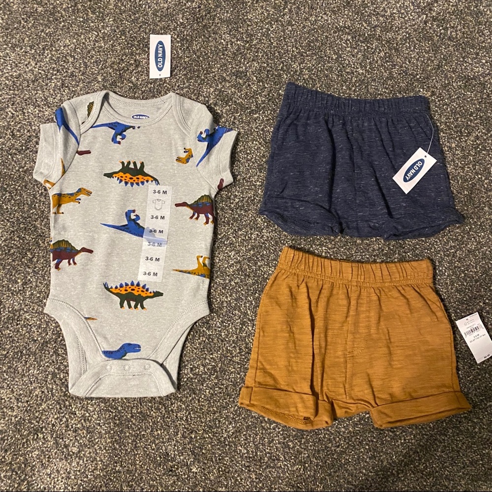Old Navy Dino Outfit 3-6M